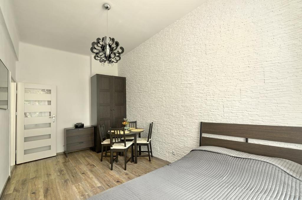 Apartament W Centrum :) Krasków Eksteriør bilde