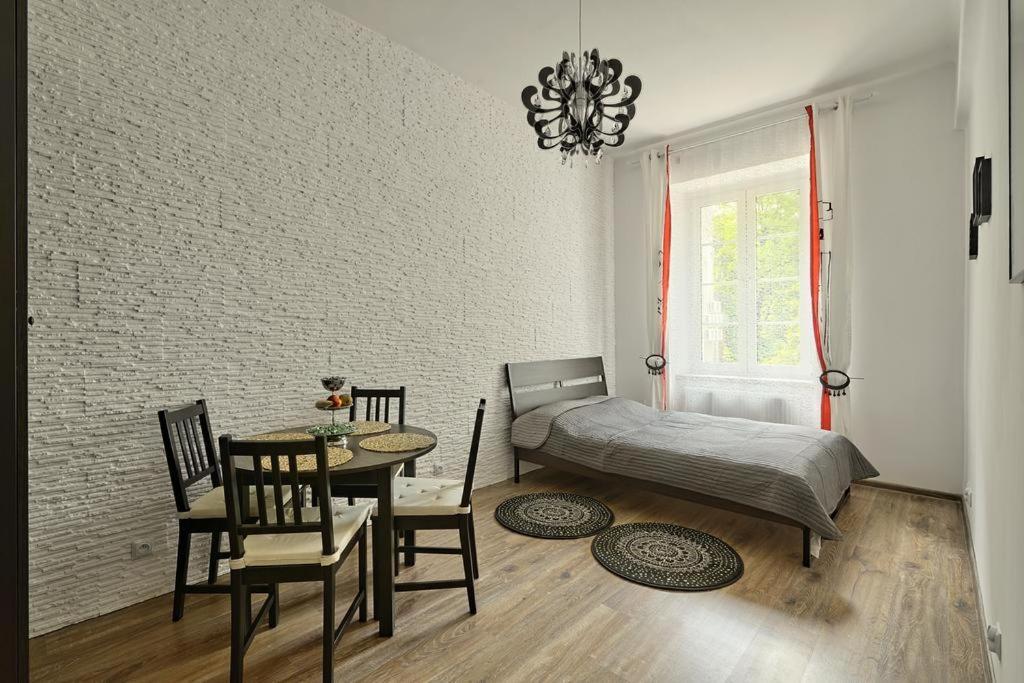 Apartament W Centrum :) Krasków Eksteriør bilde